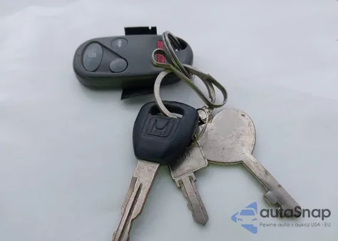 2001 Honda Accord 2.3 Ex from USA, damaged, VIN 1HGCG66801A149644